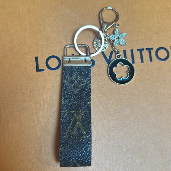 Stocking stuffer!🎁Handmade lux keyfob - Picture 4 of 6